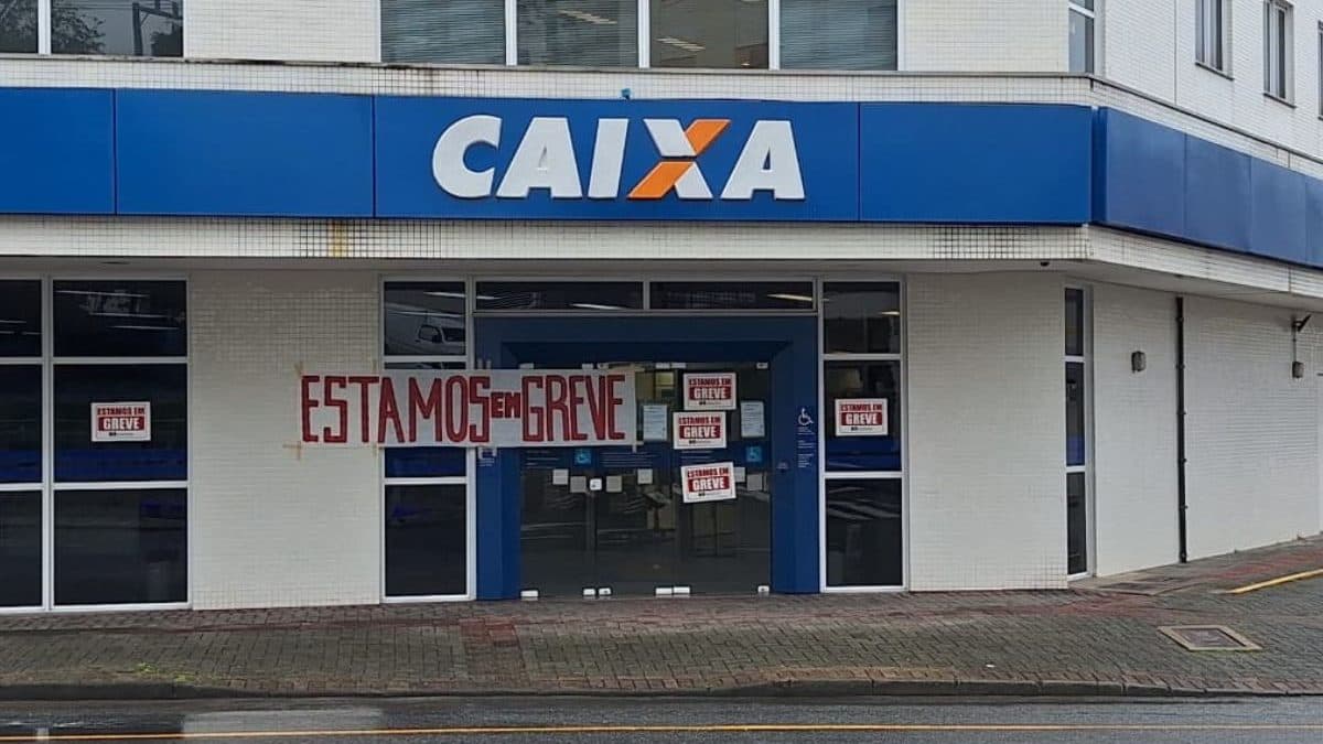 Greve Nacional da Caixa: Agências Fecham no Vale do Itajaí e Impactam Atendimento Bancário